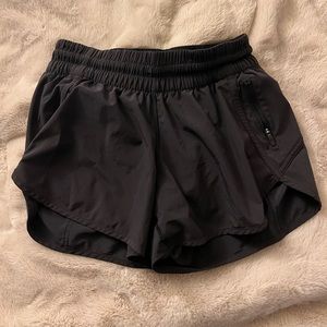 Lululemon shorts size 8